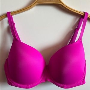 VS PINK Wear Everywhere Bra